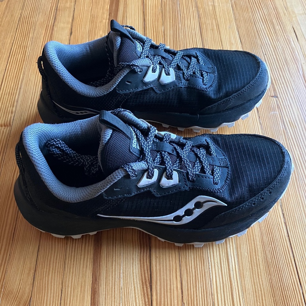 Saucony Aura TR trail running shoes